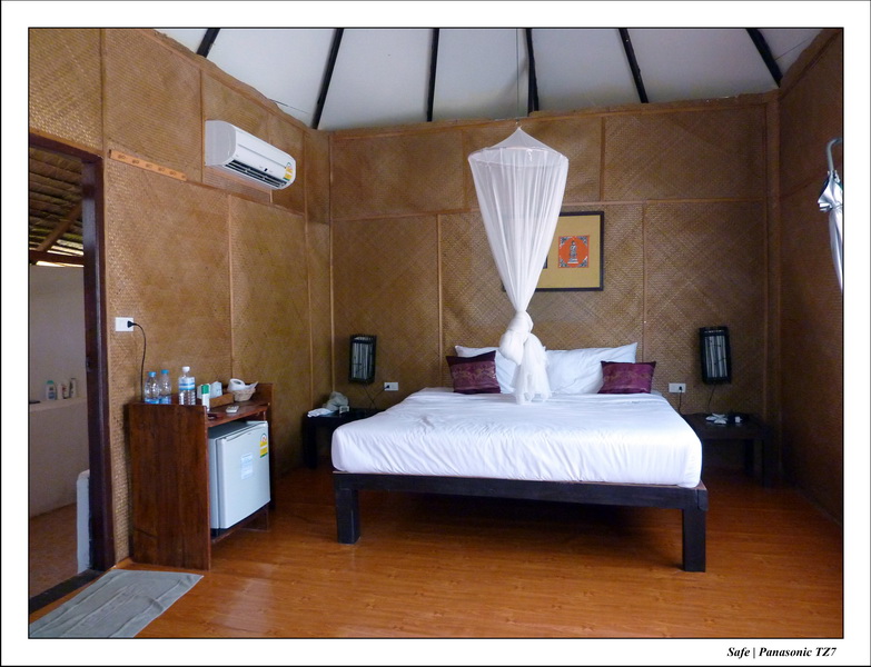 2011 - 03 - Koh Ngai 023